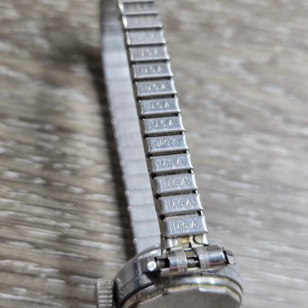 Vintage Waltham Ladies Automatic Wind Watch Silver Tone Expansion Band Tested